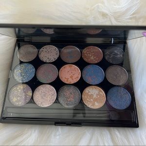 Beauty Gems E Eyeshadow Palette